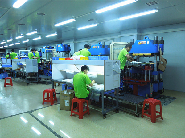 硅膠娃娃廠家直銷批發(fā)